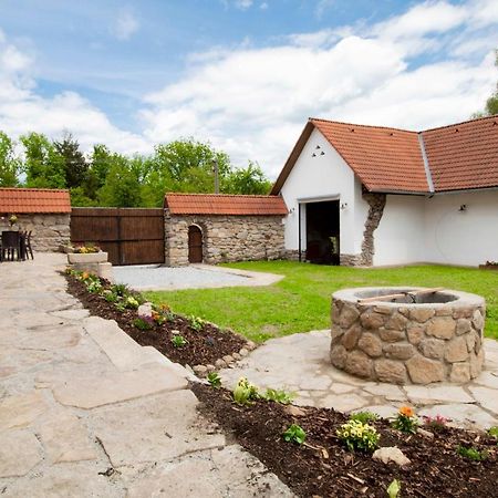 Residence Klazary U Zumberka - Terasove Apartmany Kamenna Kültér fotó