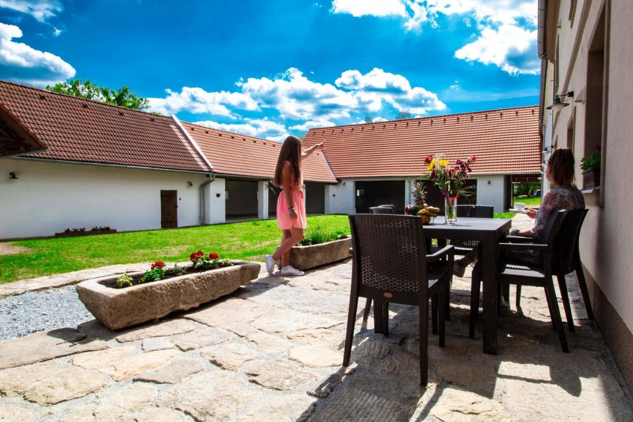 Residence Klazary U Zumberka - Terasove Apartmany Kamenna Kültér fotó