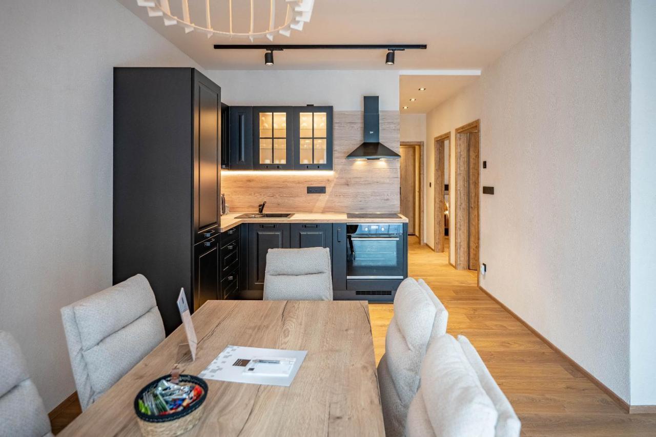 Residence Klazary U Zumberka - Terasove Apartmany Kamenna Kültér fotó