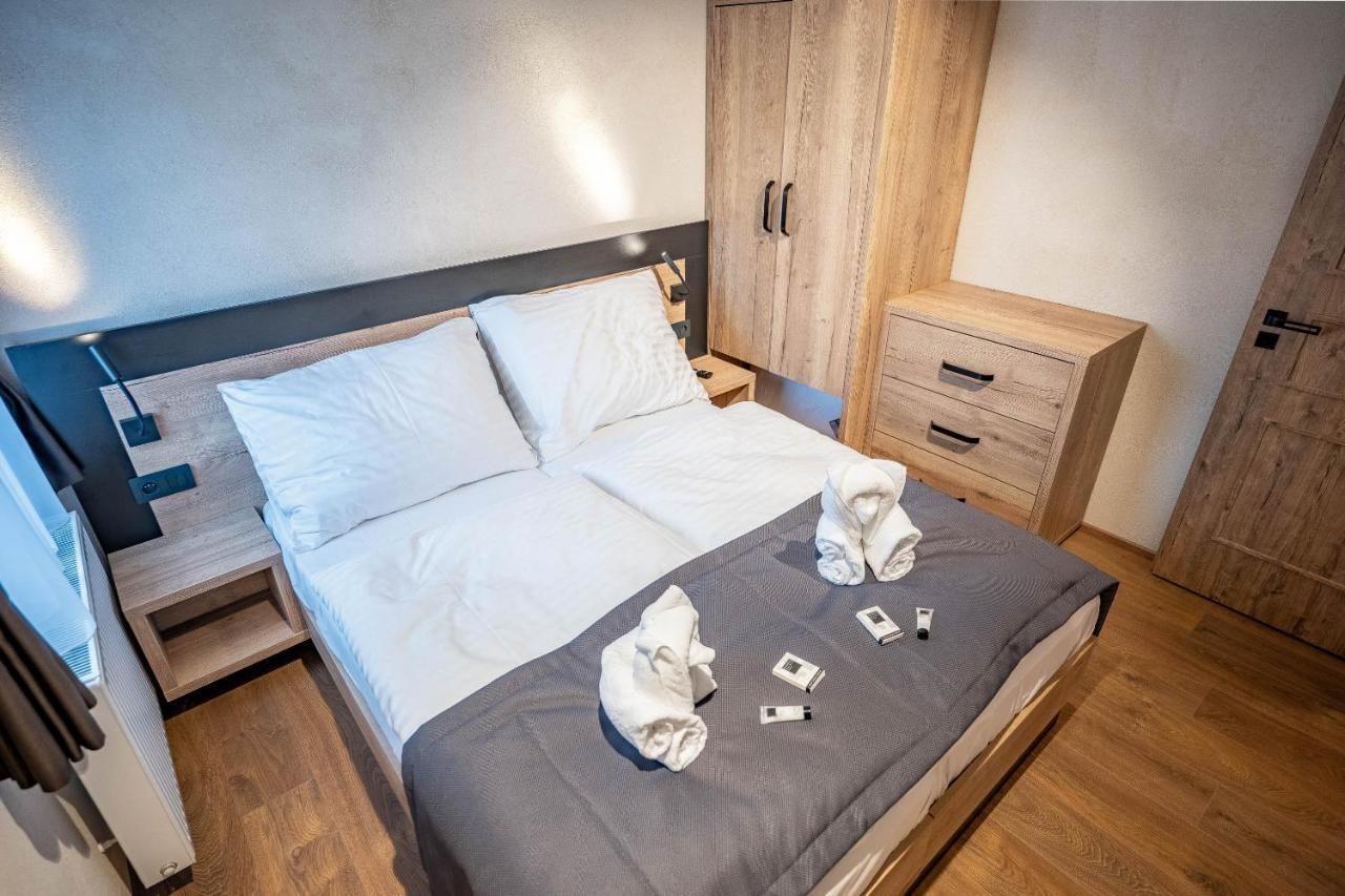 Residence Klazary U Zumberka - Terasove Apartmany Kamenna Kültér fotó