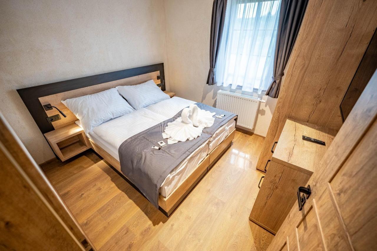Residence Klazary U Zumberka - Terasove Apartmany Kamenna Kültér fotó